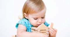 Какие документы нужны для прописки ребенка к родителям в браке и разводе